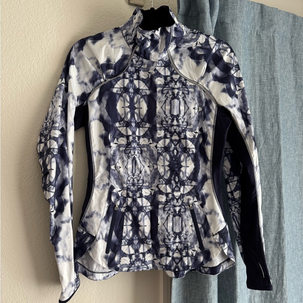 Lululemon Light Jacket